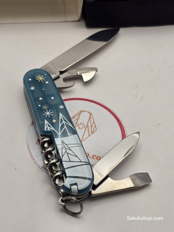 Victorinox Winter Magic 2024 - Image 6