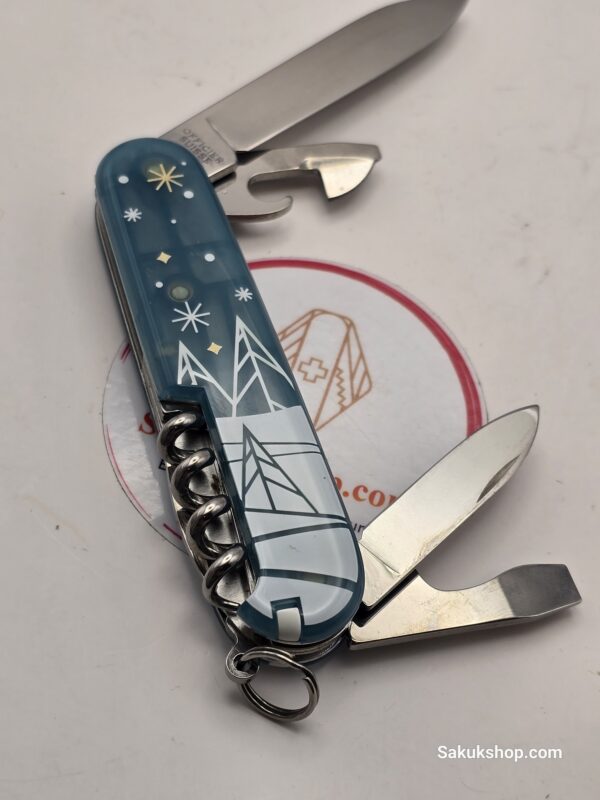 Victorinox Winter Magic 2024 - Image 8