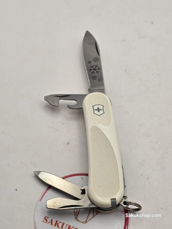 Victorinox Evolution White Christmas 2016 - Image 3