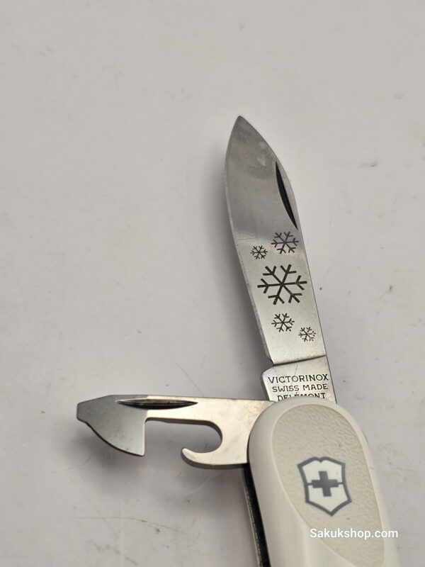 Victorinox Evolution White Christmas 2016 - Image 4