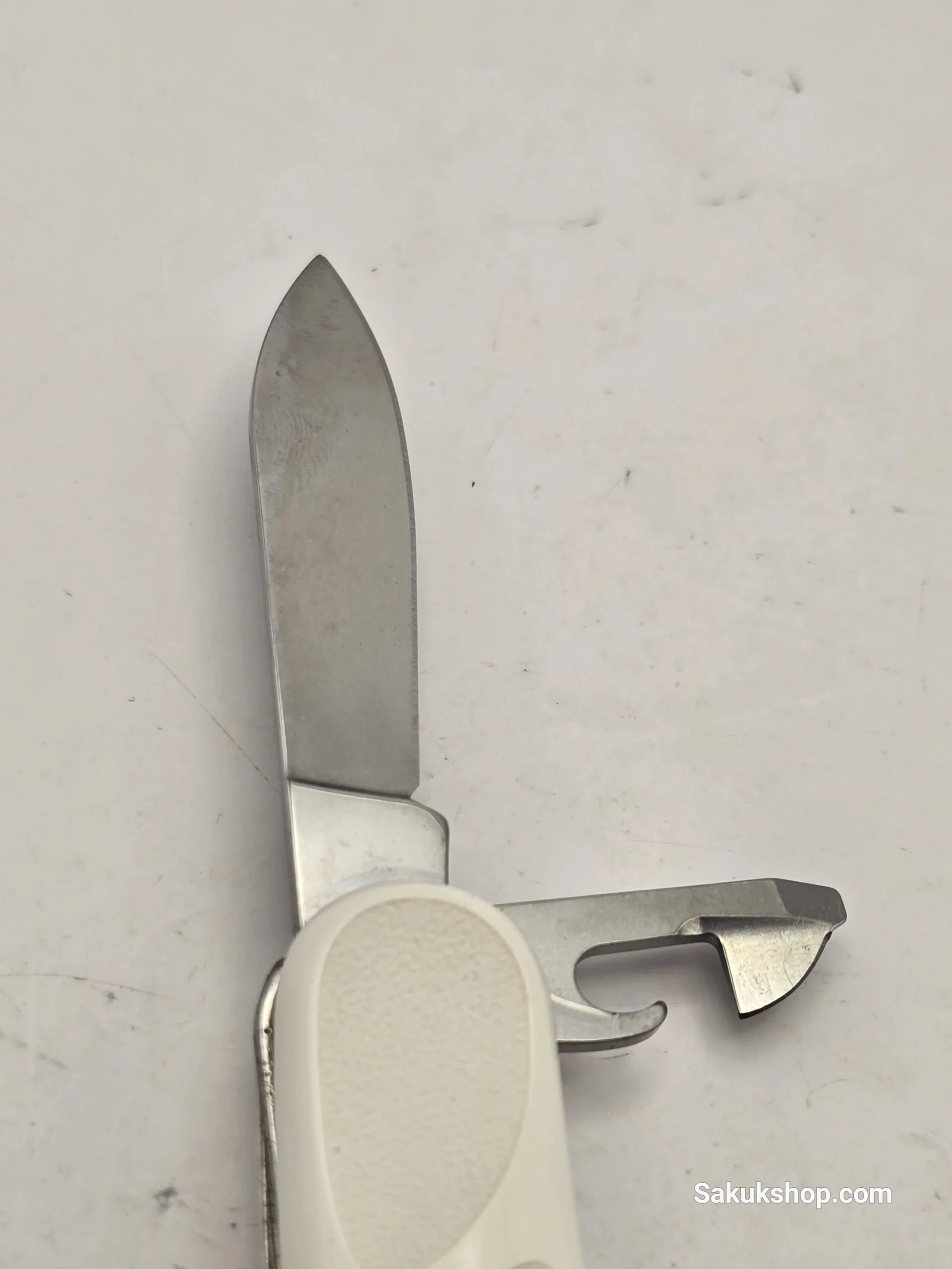 Victorinox Evolution White Christmas 2016 - Image 2