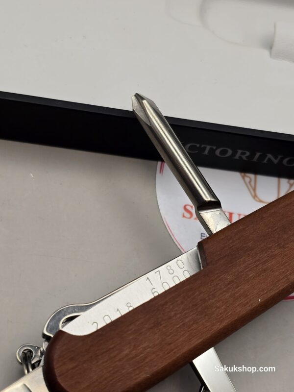 Victorinox Limited Edition 2018 Damast - Image 7