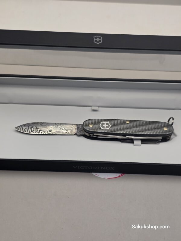 Victorinox Limited Edition 2016 Damast - Image 2