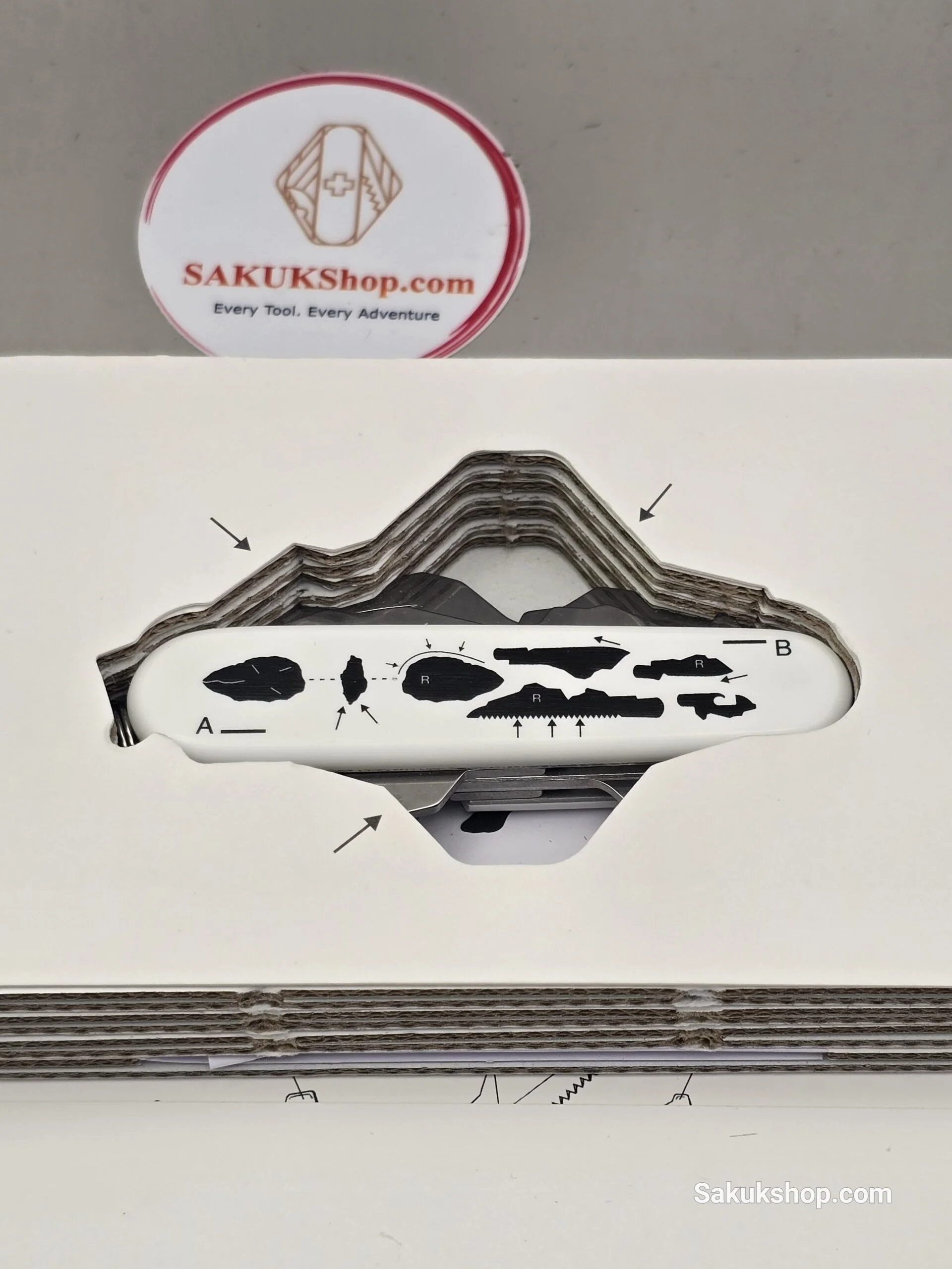 Victorinox Off White Limited Edition 2022 - Swiss Vintage Knives