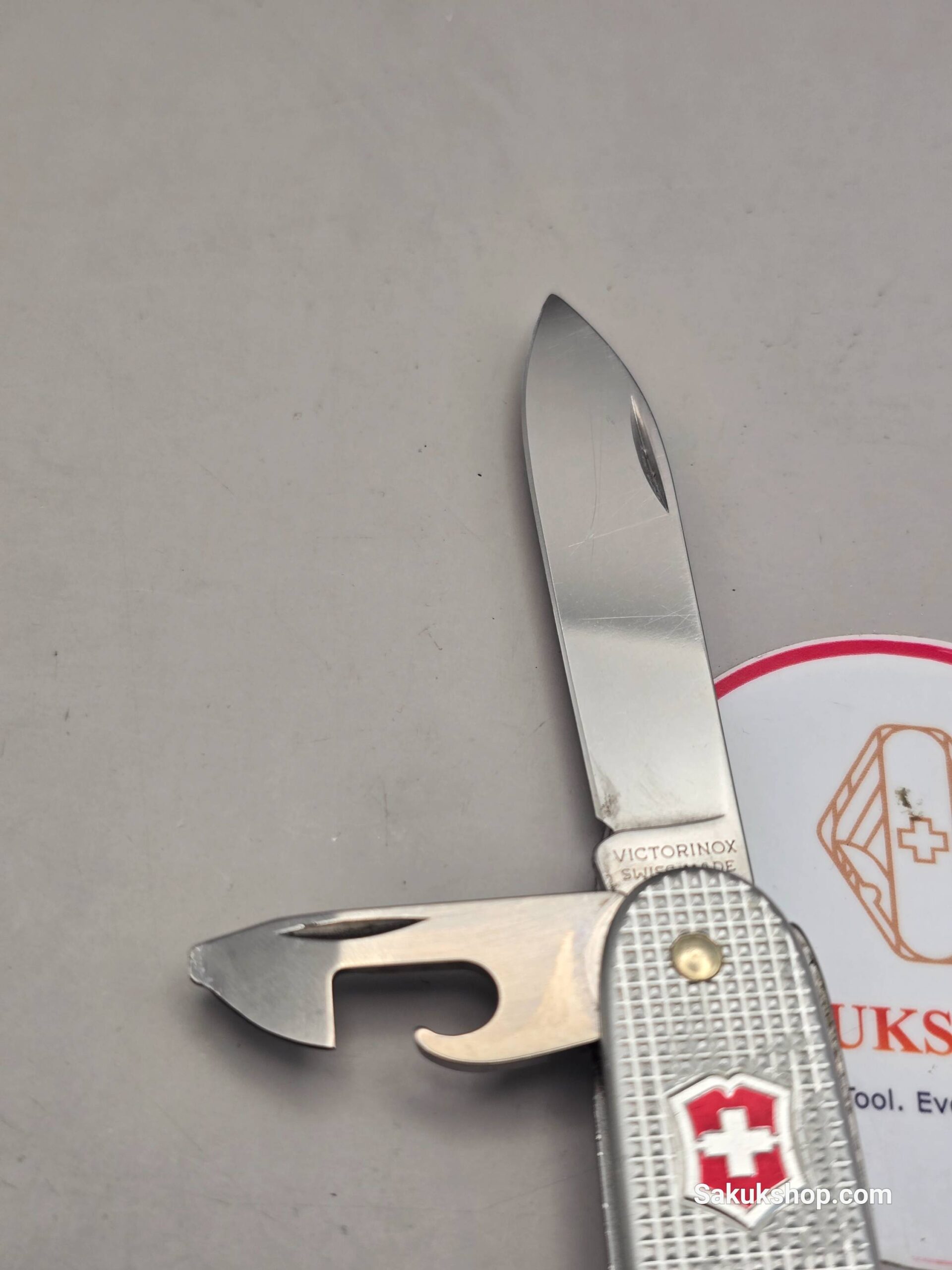 Victorinox Pioneer ( No keyring) - Image 5