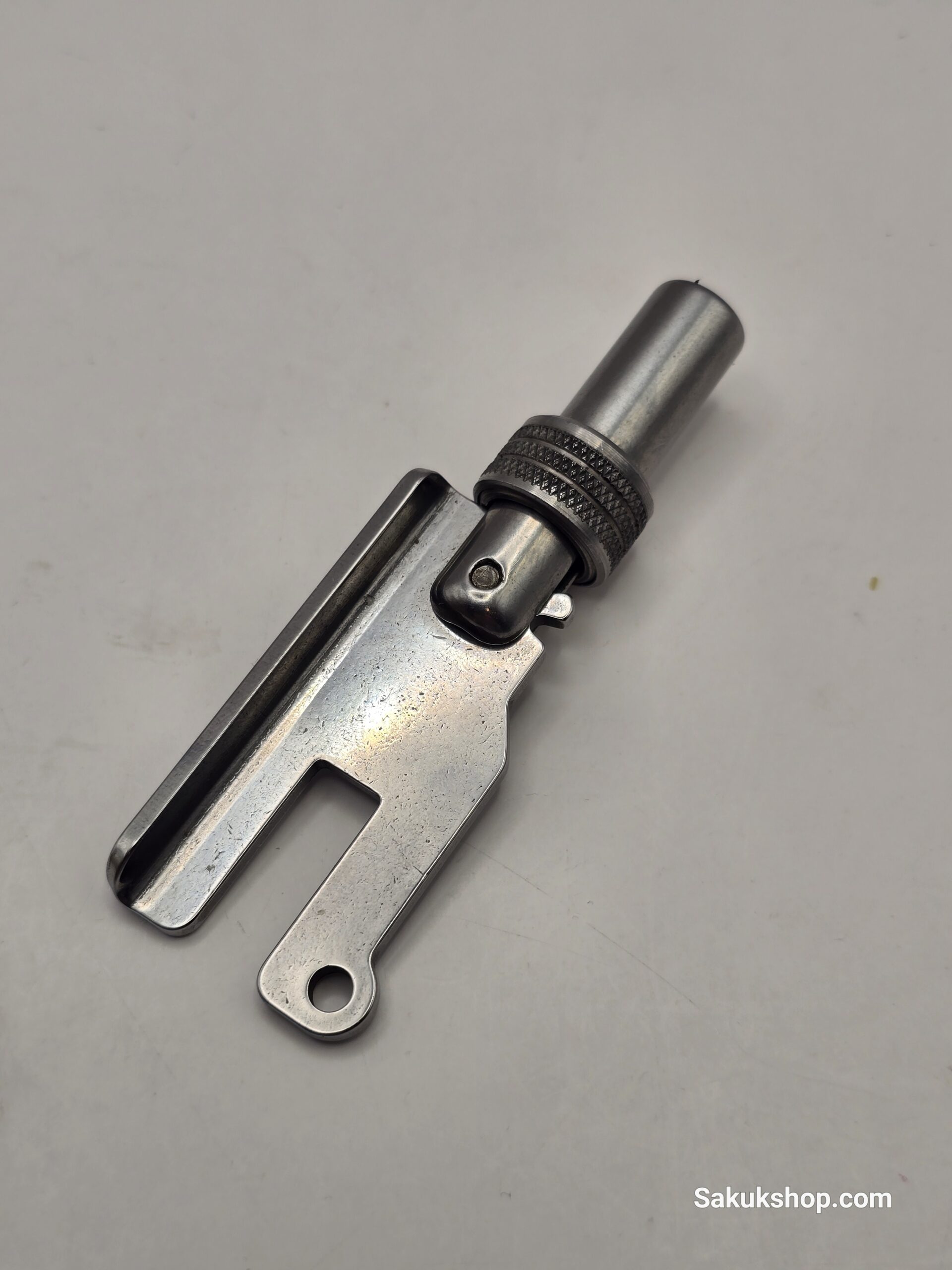 Leatherman Universal Tool Adaptor 09/2001 - Image 4
