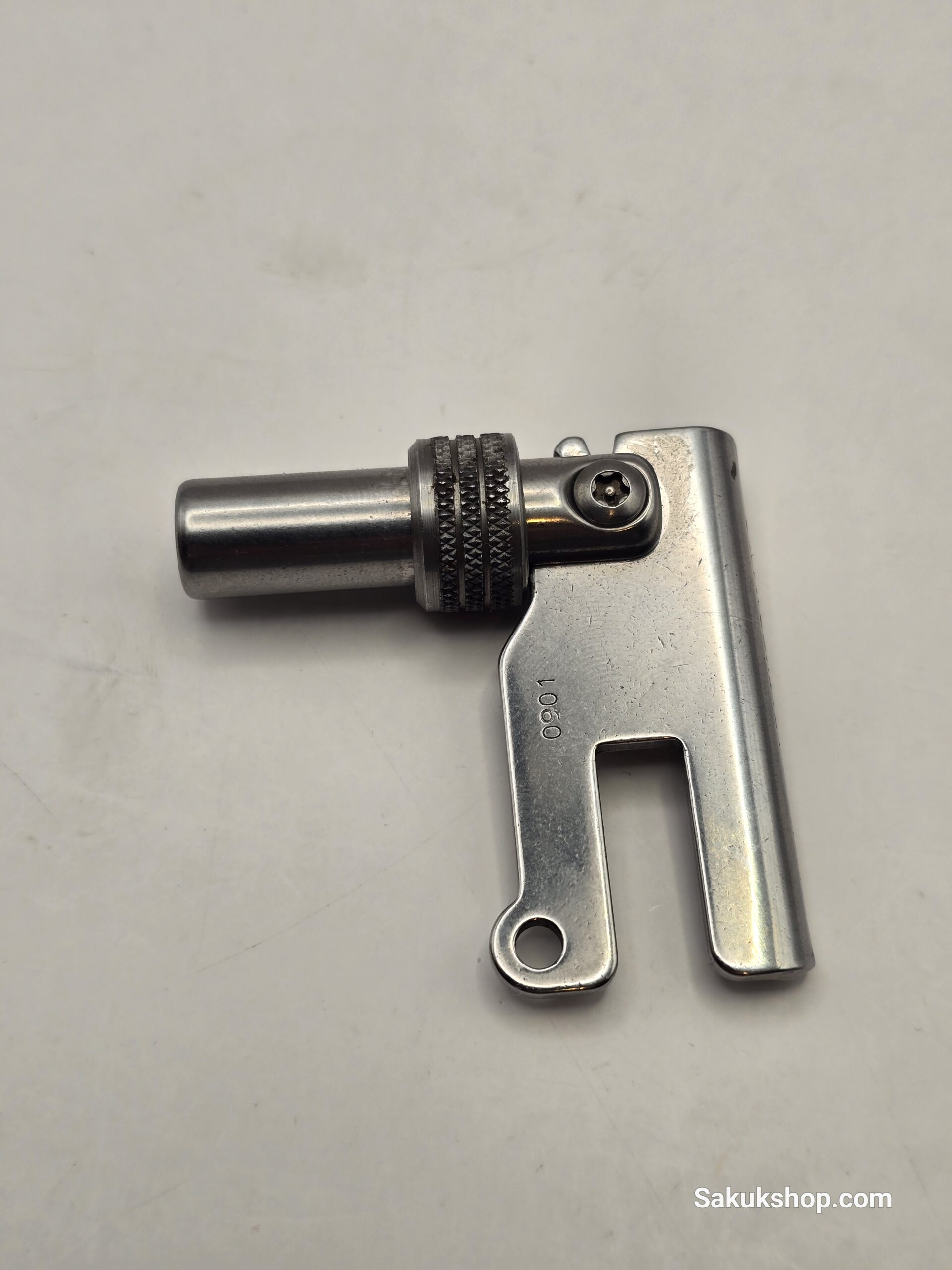 Leatherman Universal Tool Adaptor 09/2001 - Image 5