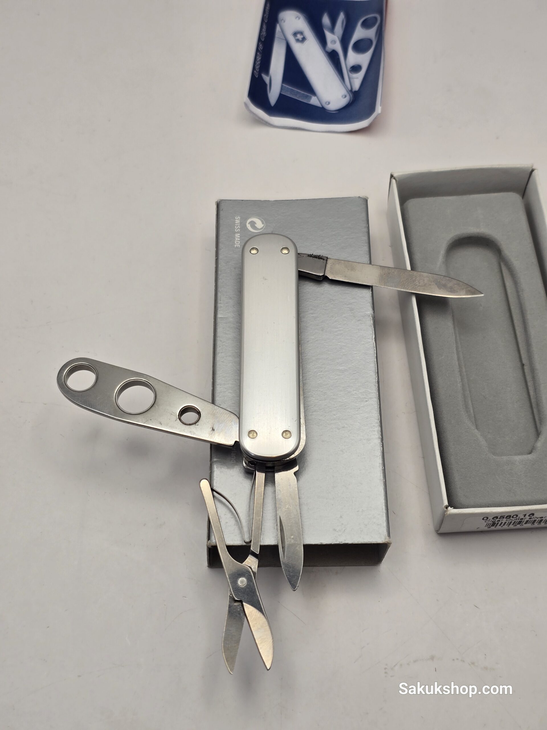 Victorinox Cigar Cutter - Image 4