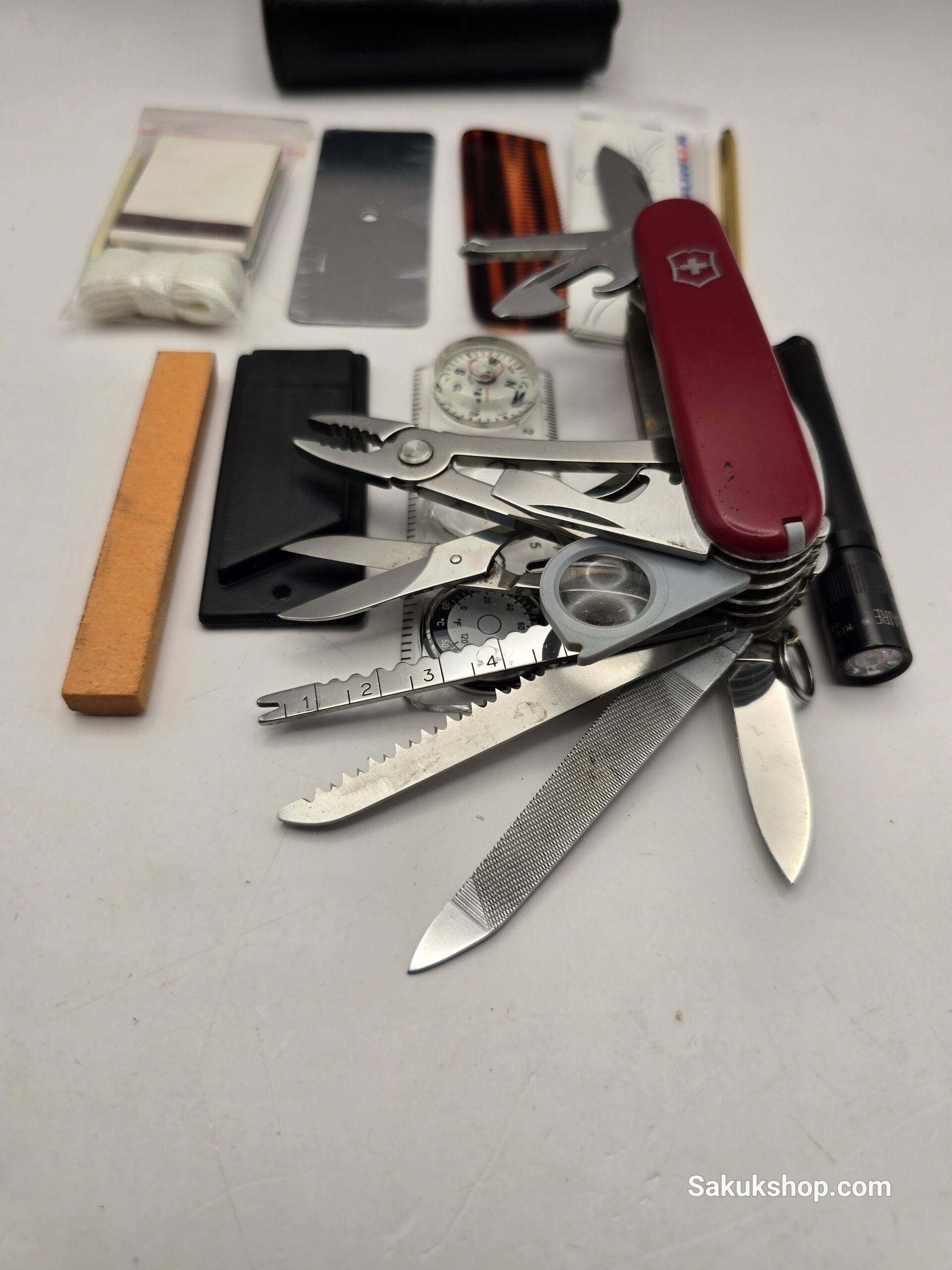 Victorinox Deluxe SOS Kit - Image 2