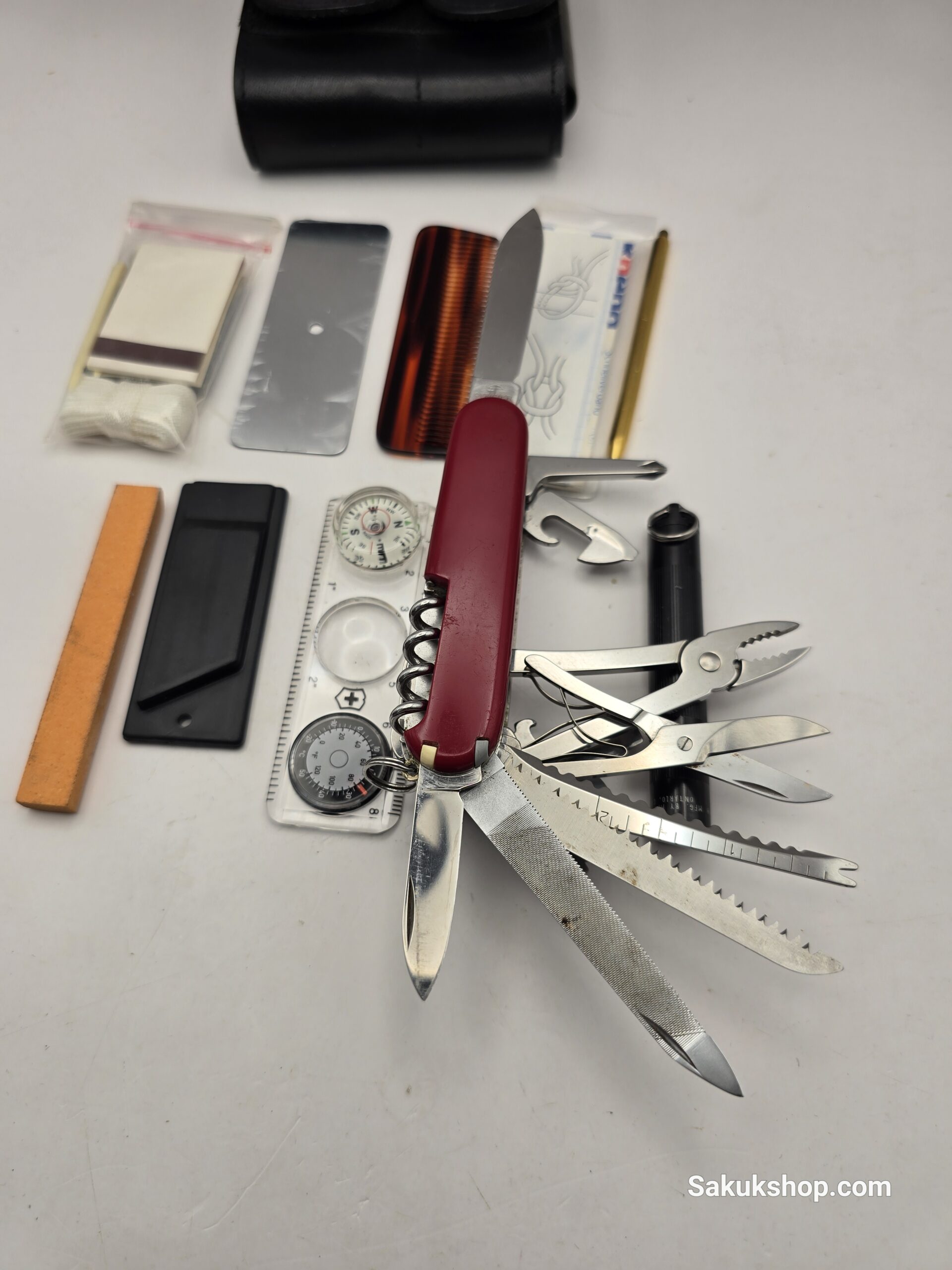 Victorinox Deluxe SOS Kit - Image 4