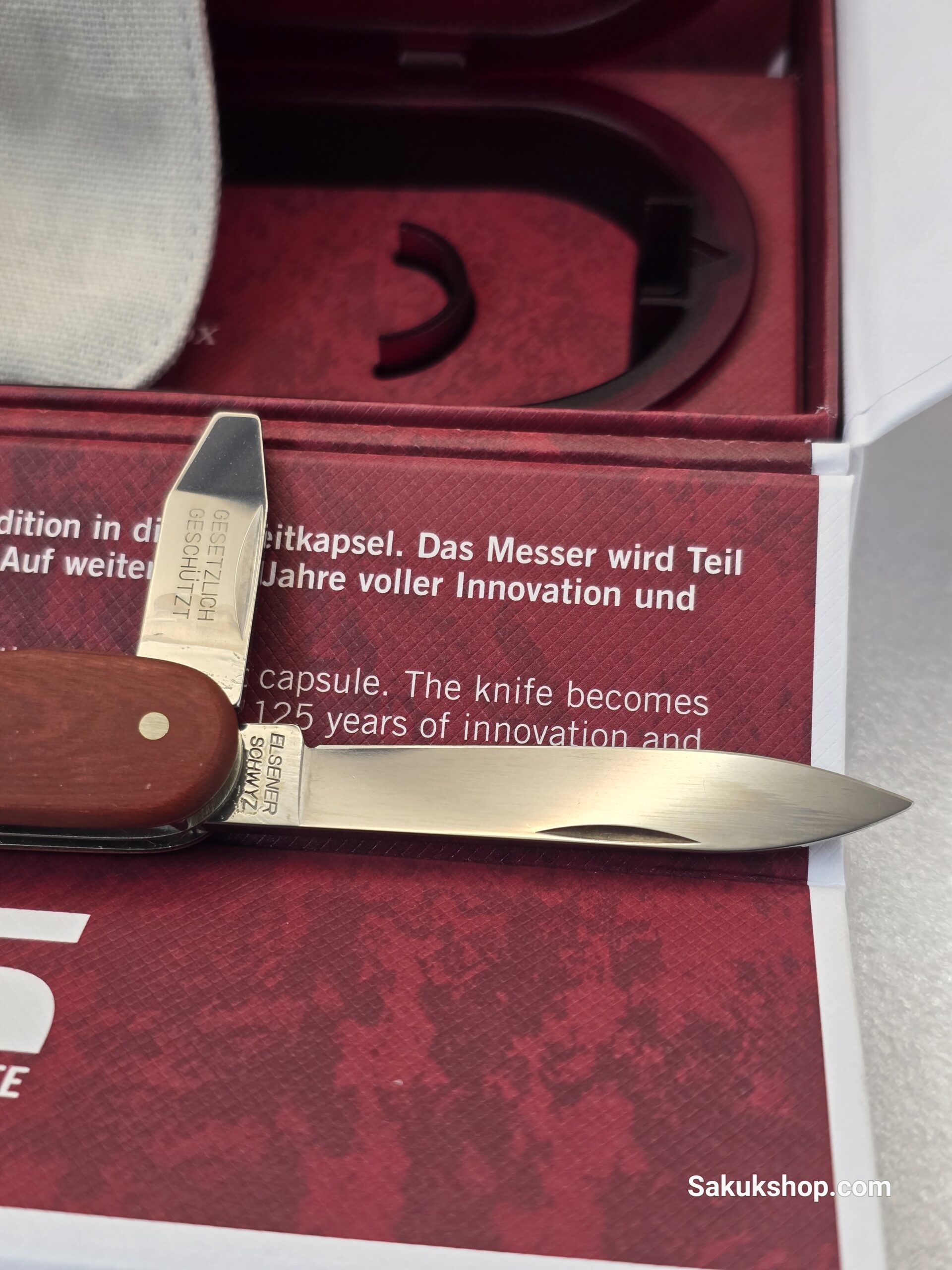 Victorinox 1897- 2022 limited edition replica 1897 - Image 2