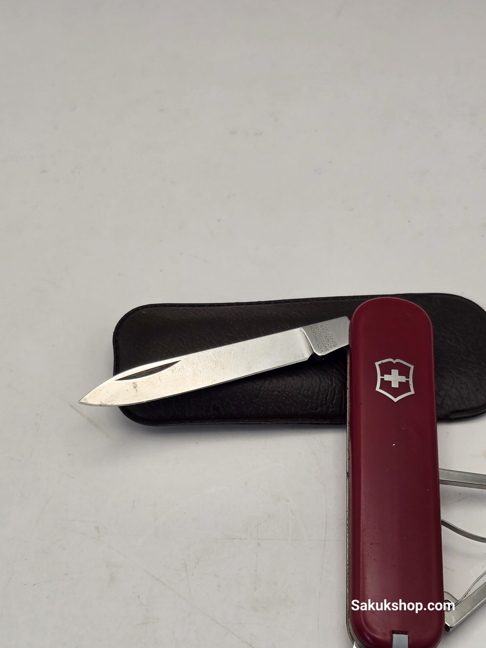 Victorinox Ambassador 74mm - Image 2