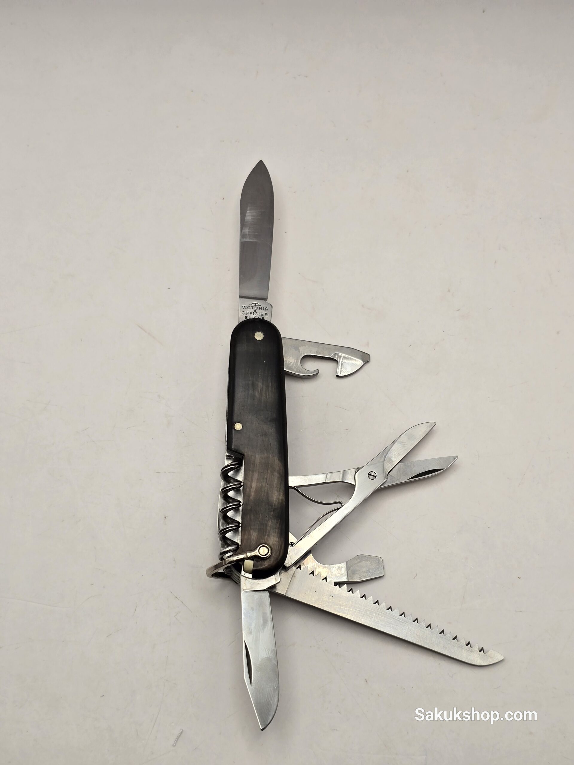 Victorinox Huntsman Buffalo Scales 1.3713.61 - Image 2