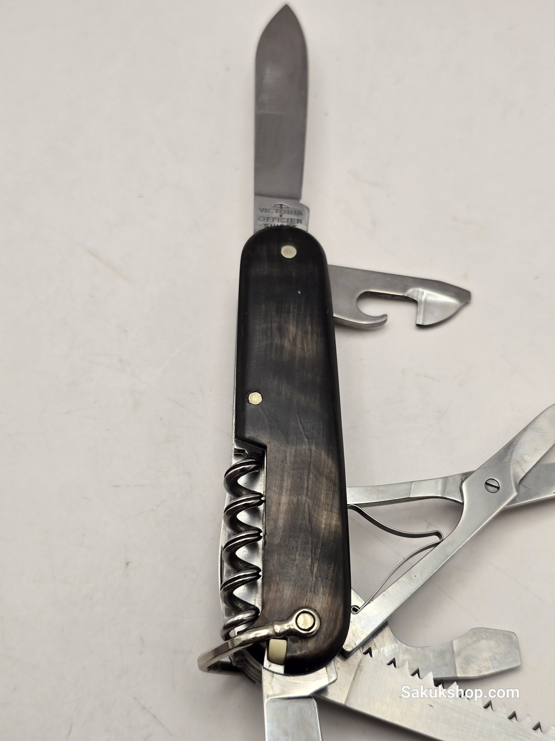 Victorinox Huntsman Buffalo Scales 1.3713.61 - Image 4